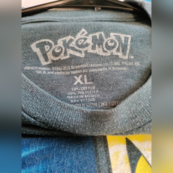 Pokemon generation 3 extra large shirt - Picture 3 of 5